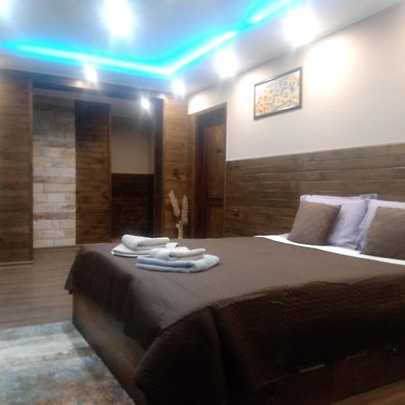 Кръчмъ При Байката Hotel Ribarița Exterior foto