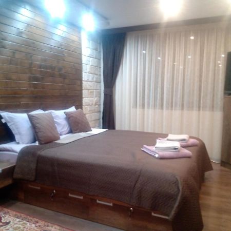 Кръчмъ При Байката Hotel Ribarița Exterior foto